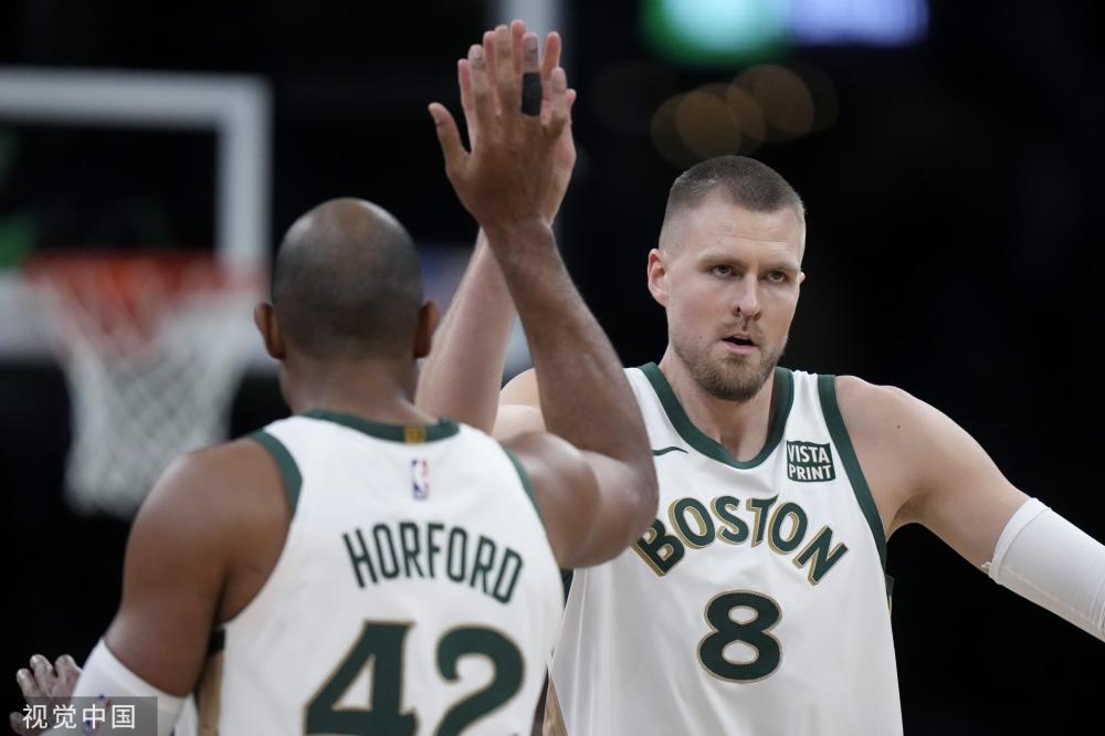 他的成功离 他的成功离