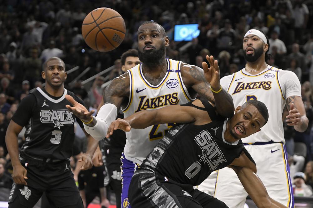 东队取得了 东队取得了